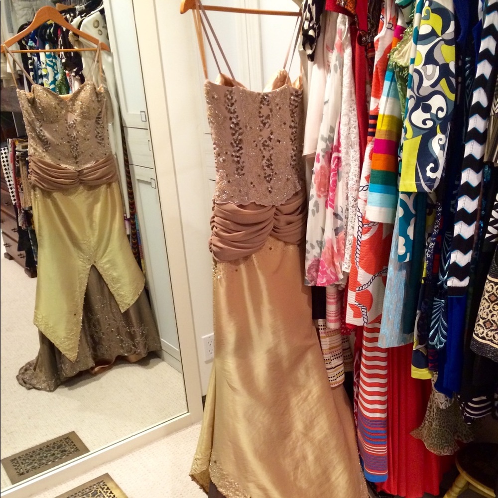 Putros Ball Gown GORGEOUS